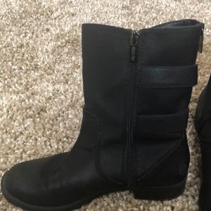 Women’s Size 6 1/2 Kenneth Cole reaction boots